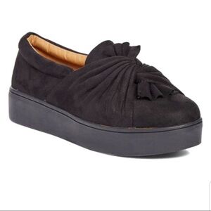 CATHERINE Malandrino Drapie Sneaker Size 9